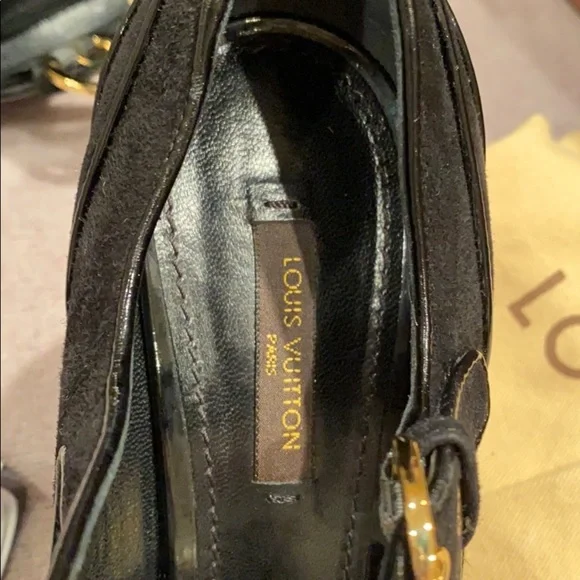 PRICE DROP!  Authentic Louis Vuitton Shoes​​ - Picture 8 of 13